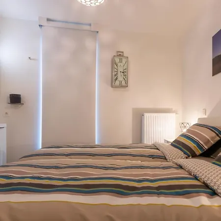 Design Empire Apartment Ostend