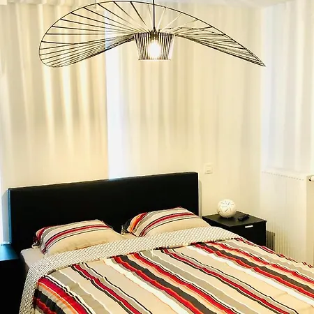 Design Empire Apartmán *